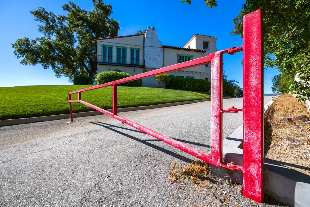 Double Swing Gate with Opener