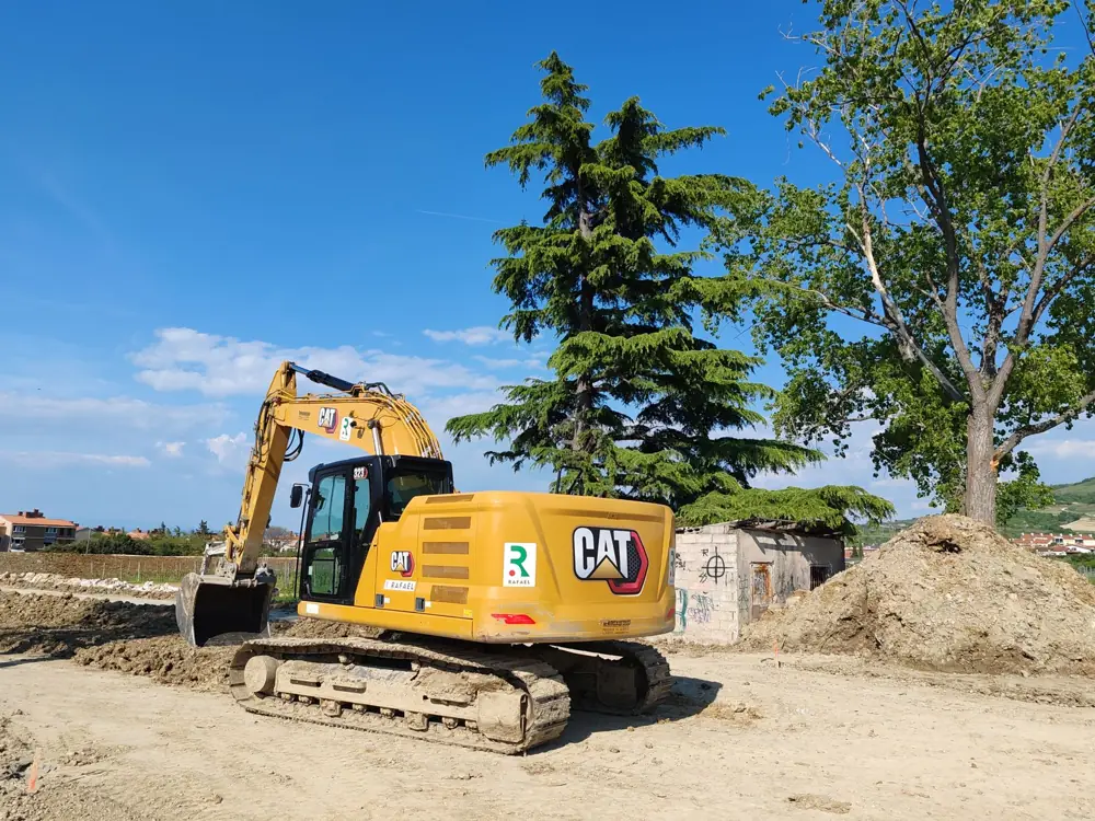 Pool Excavation Sloped Block